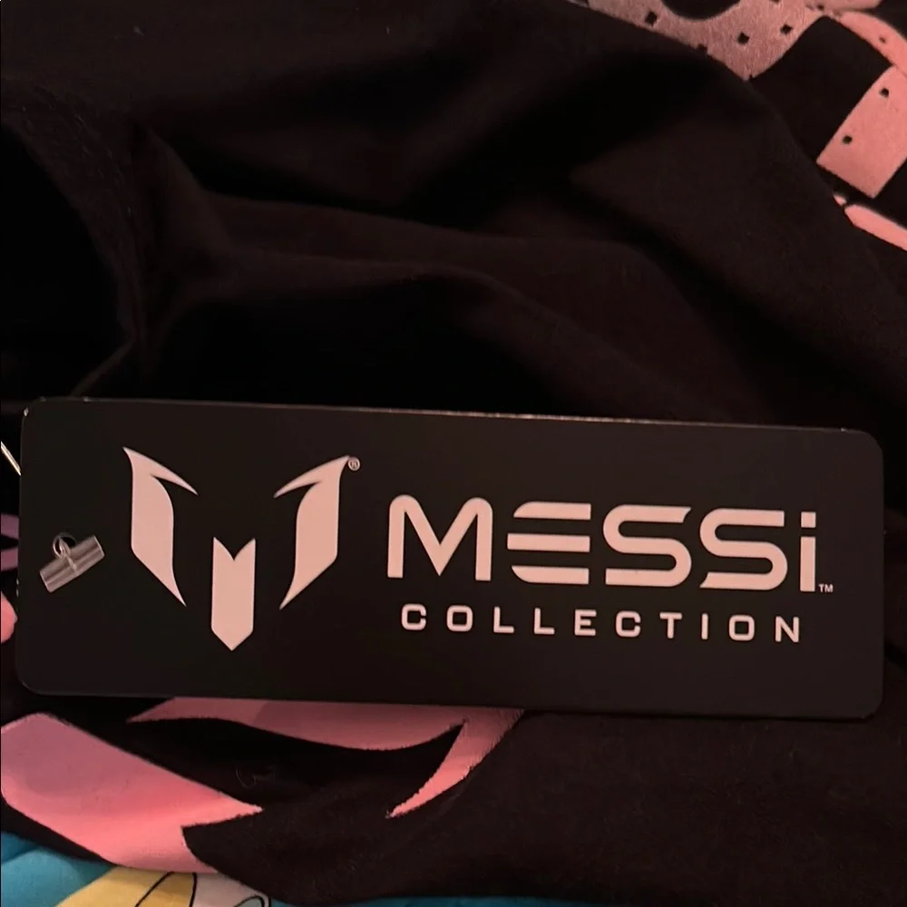 Messi Black and Pink Graphic T-Shirt - Picture 5 of 7